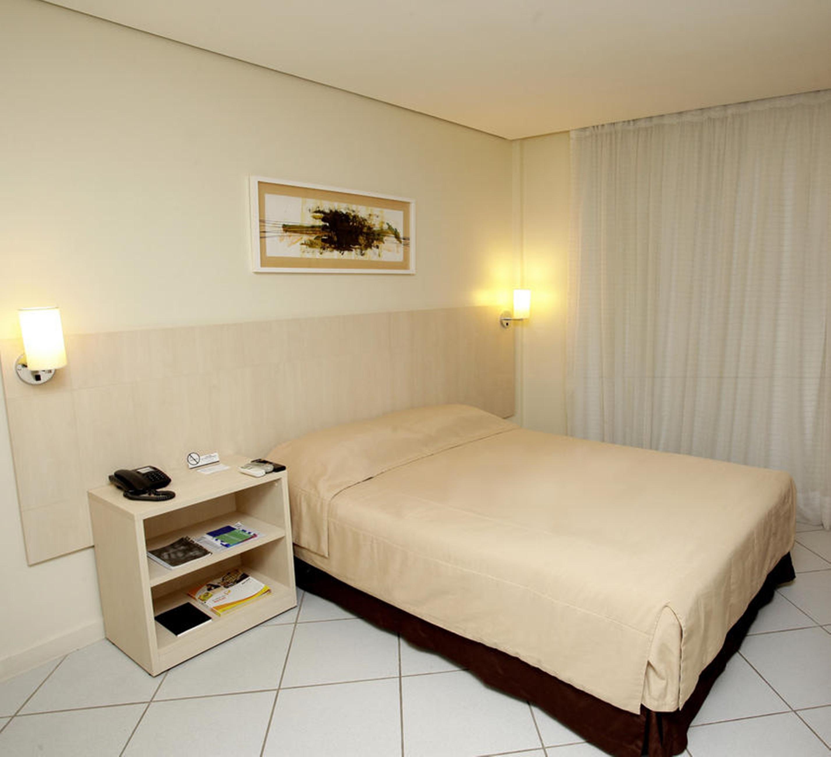 Отель Ibis Styles Belem Batista Campos Экстерьер фото