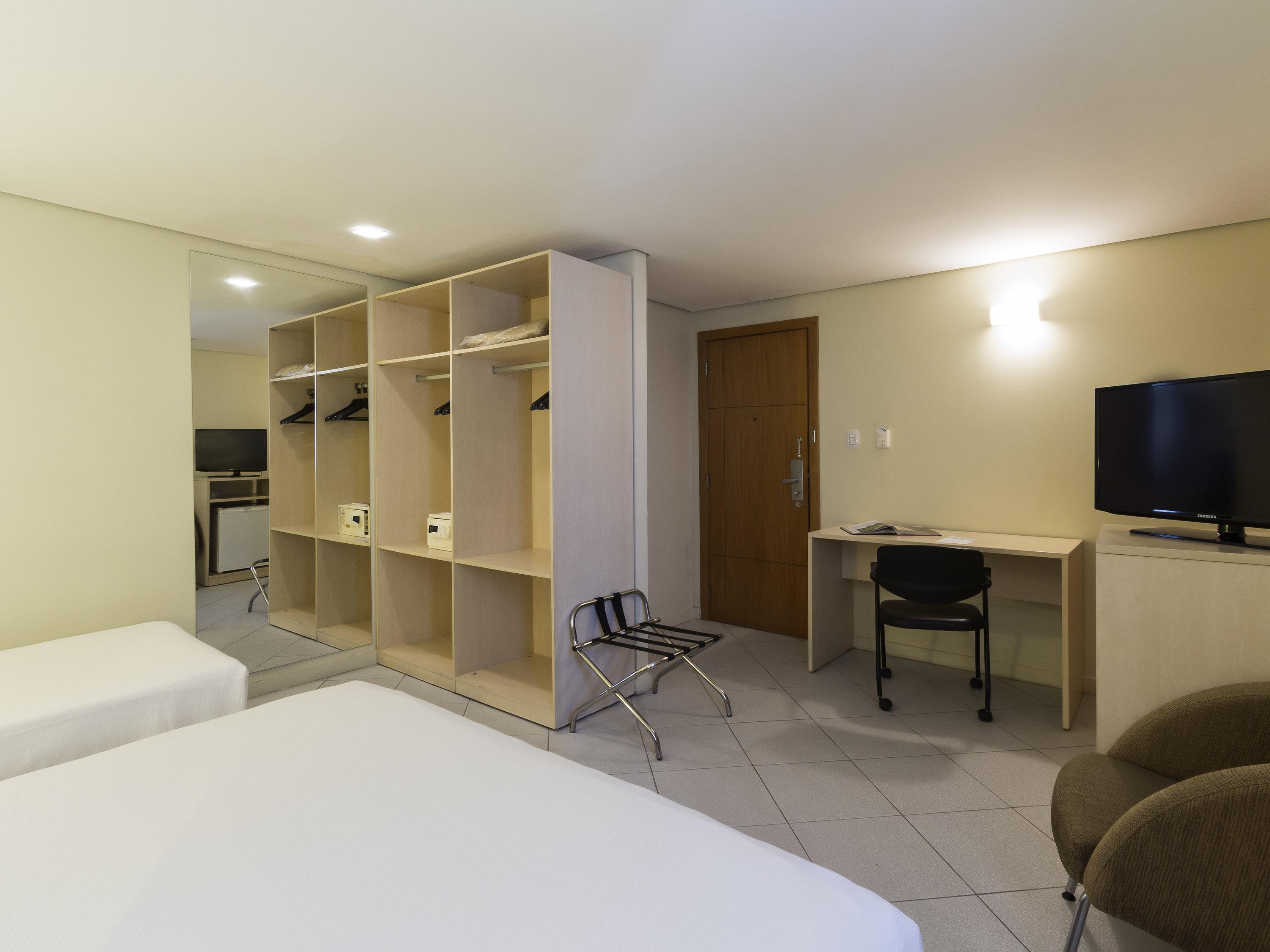 Отель Ibis Styles Belem Batista Campos Экстерьер фото