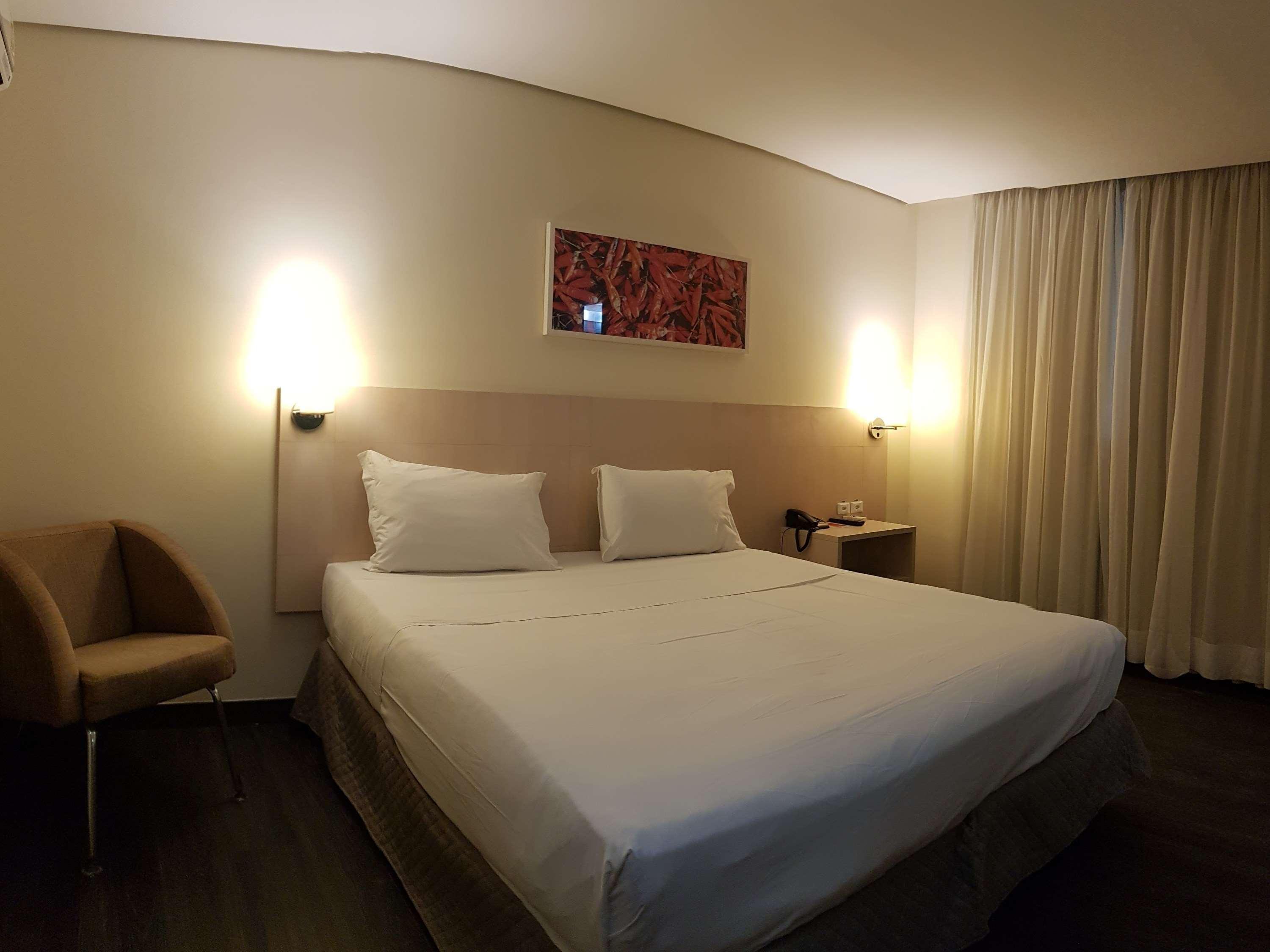 Отель Ibis Styles Belem Batista Campos Экстерьер фото