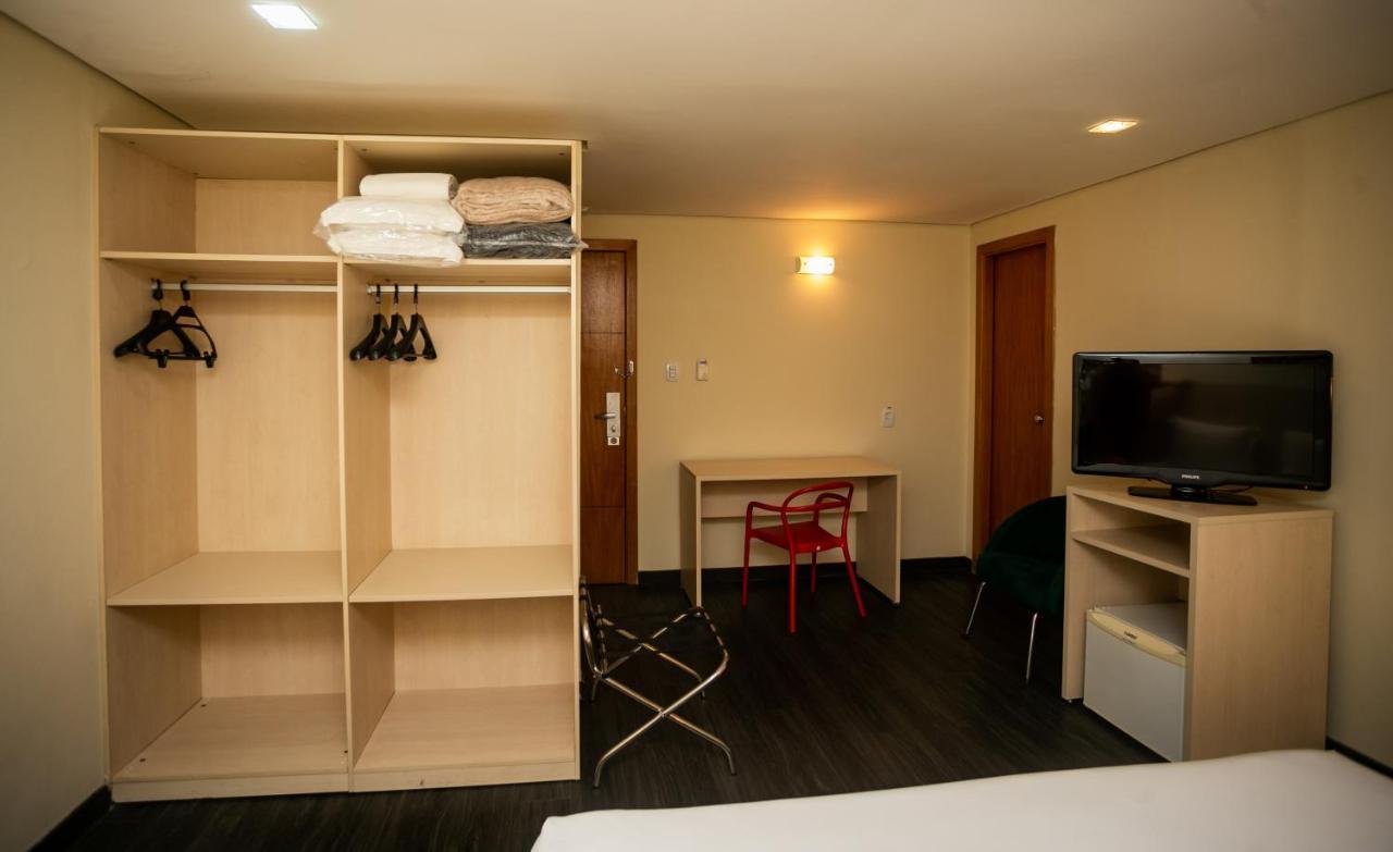 Отель Ibis Styles Belem Batista Campos Экстерьер фото