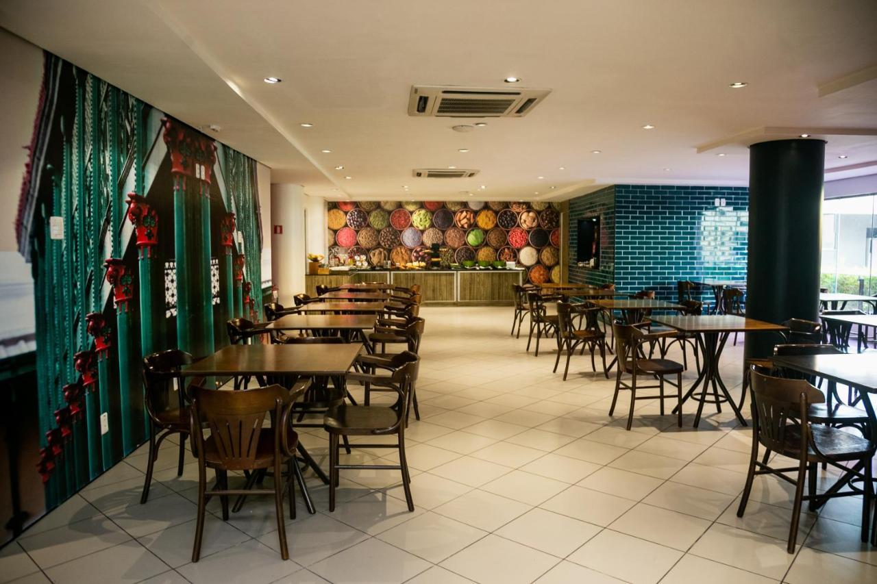 Отель Ibis Styles Belem Batista Campos Экстерьер фото
