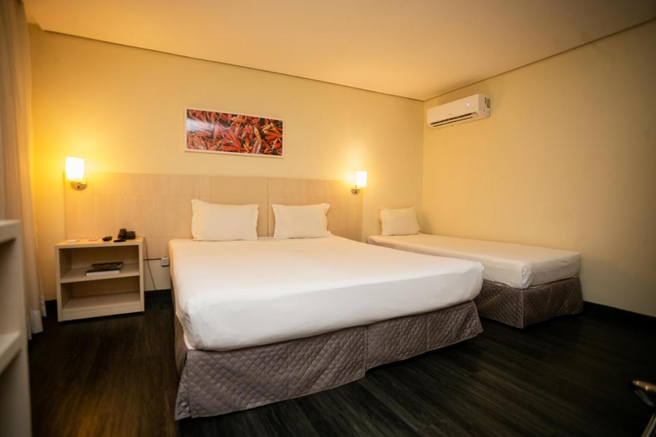 Отель Ibis Styles Belem Batista Campos Экстерьер фото