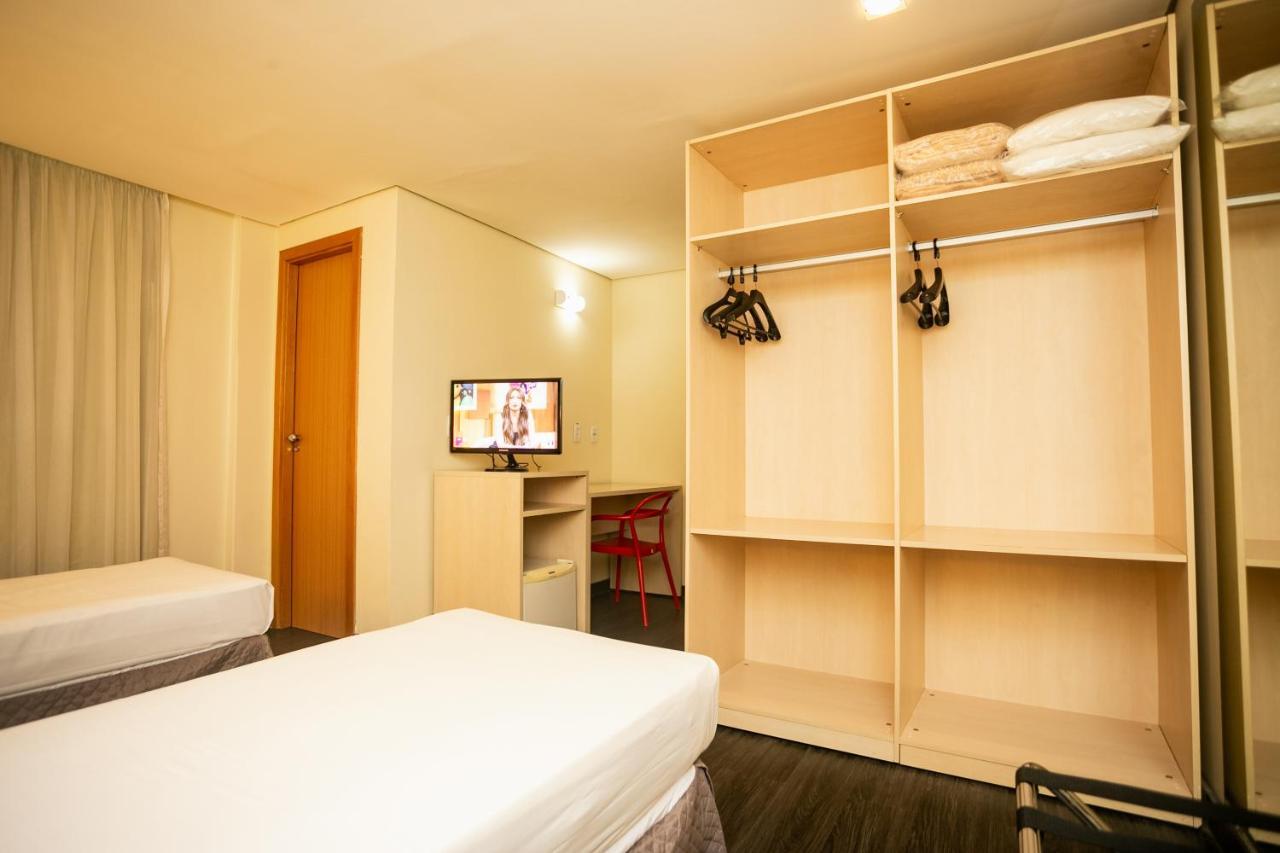 Отель Ibis Styles Belem Batista Campos Экстерьер фото