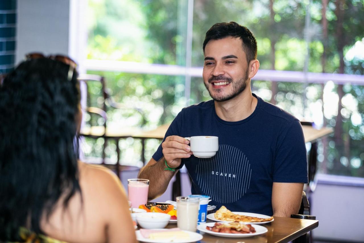 Отель Ibis Styles Belem Batista Campos Экстерьер фото