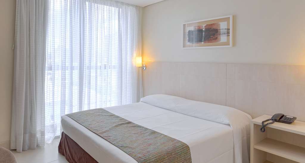 Отель Ibis Styles Belem Batista Campos Экстерьер фото